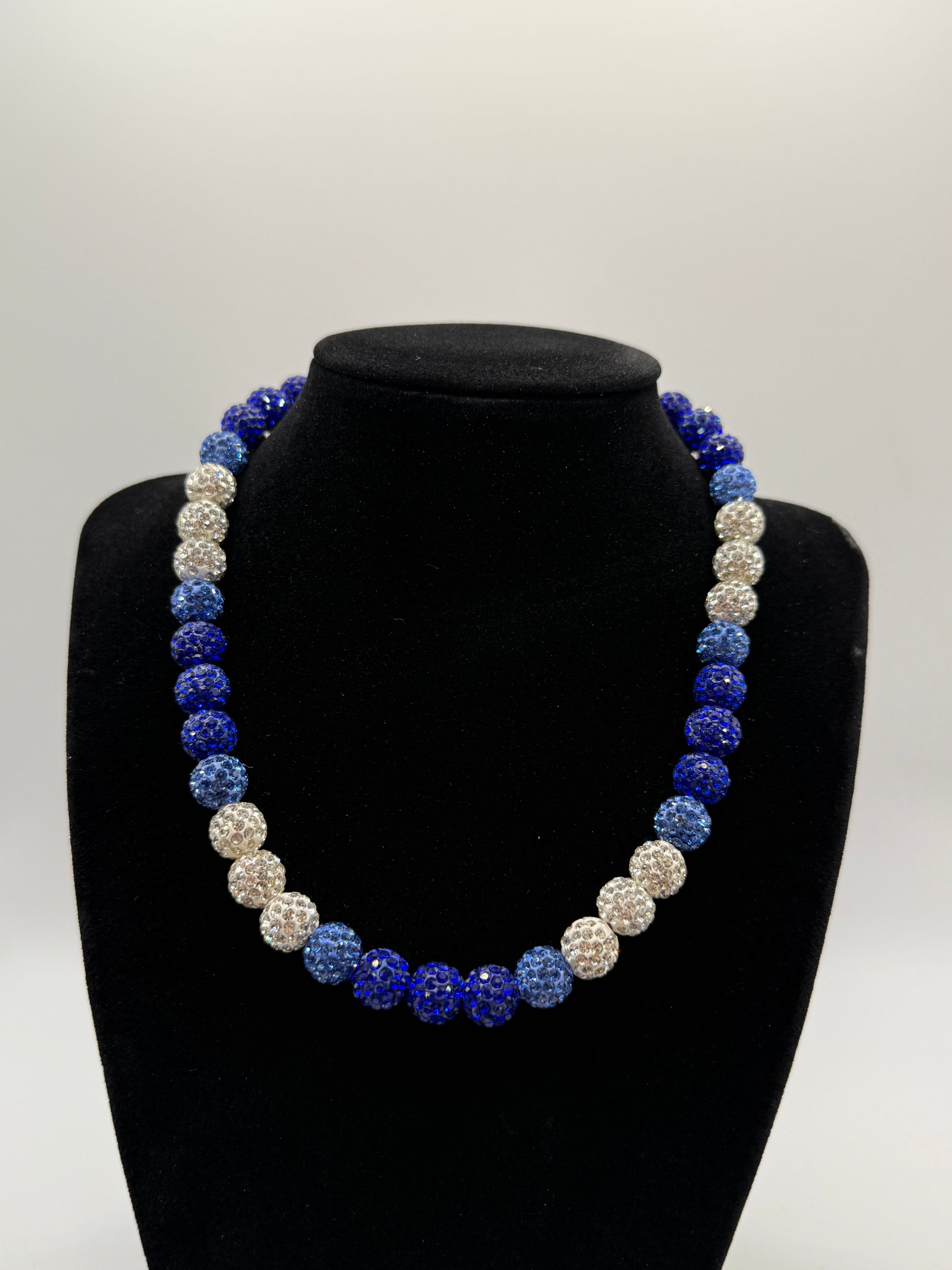 Blue, Light Blue, White Chain