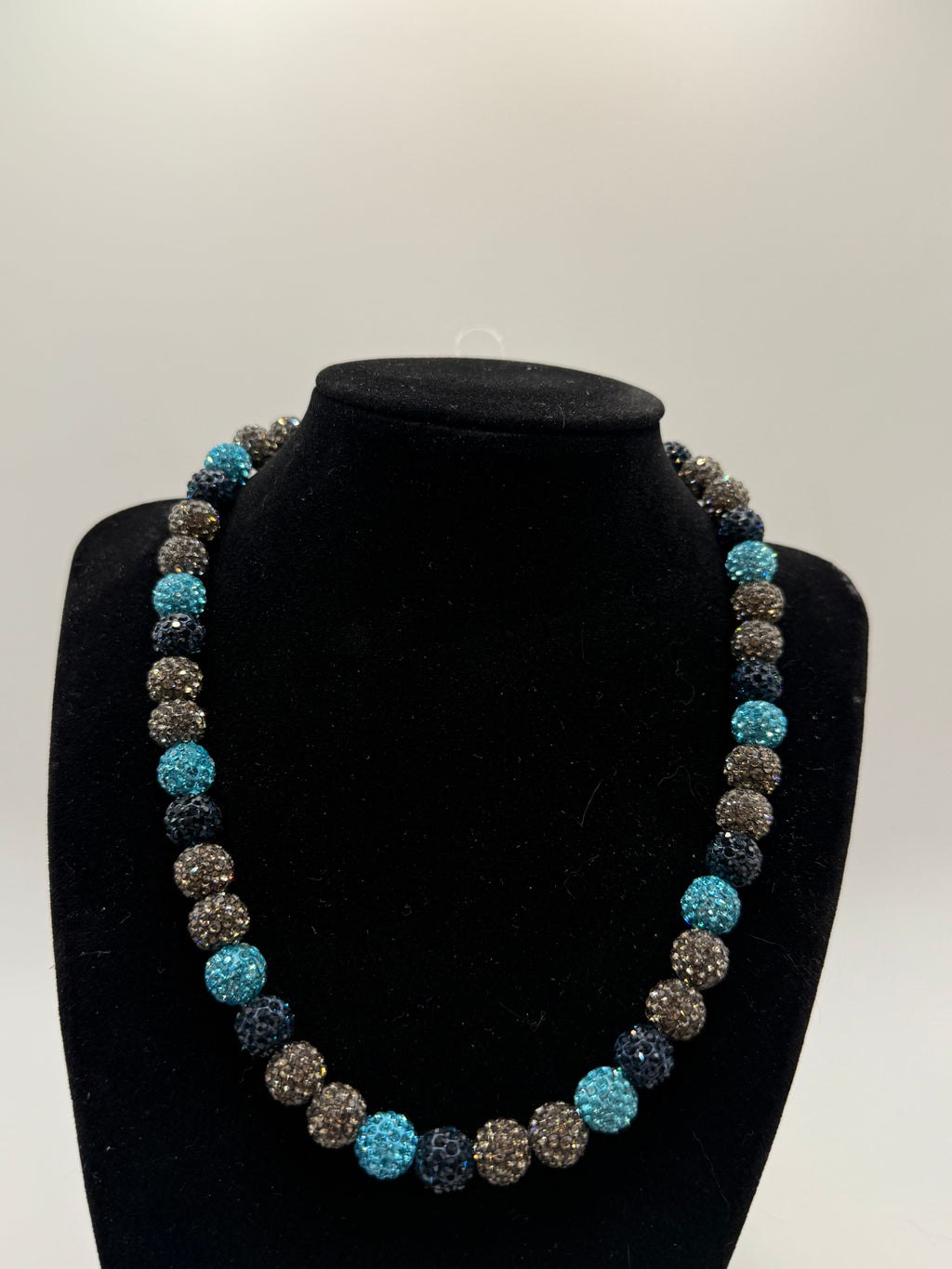 Grey, Teal, Navy Chain