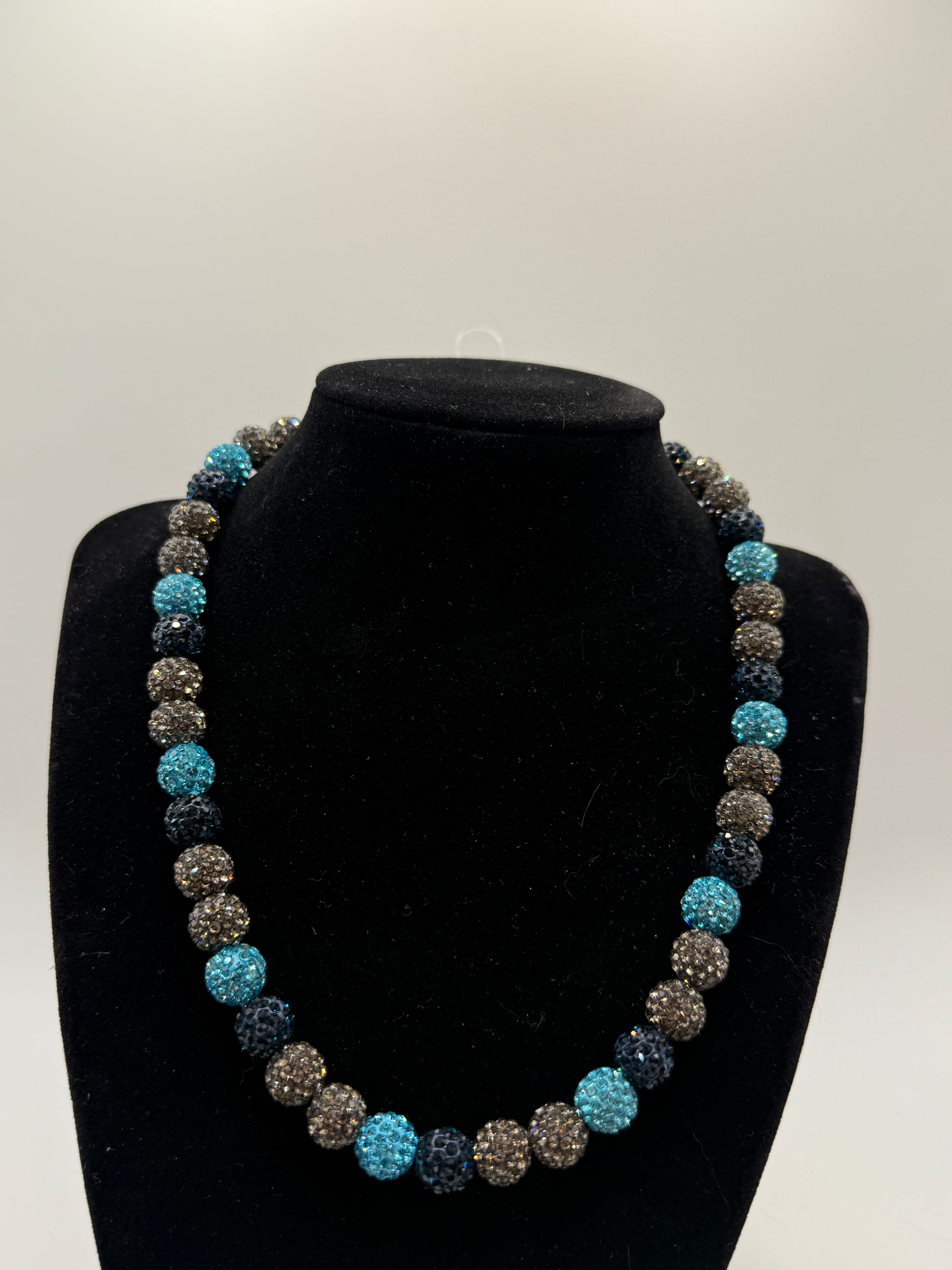 Grey, Teal, Navy Chain