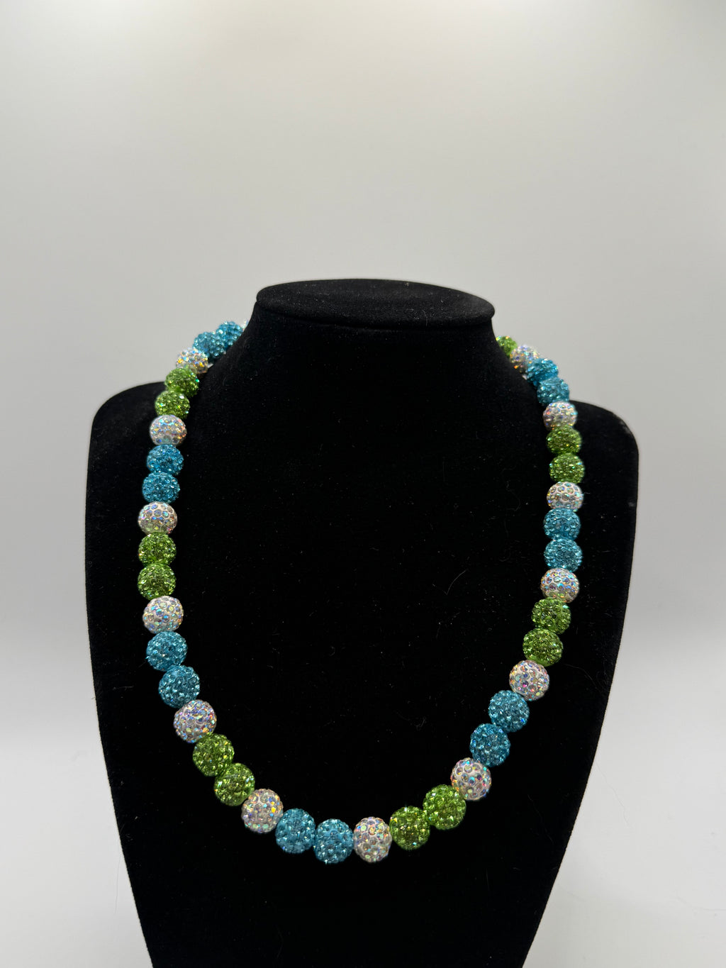 Green, Teal, White Chain